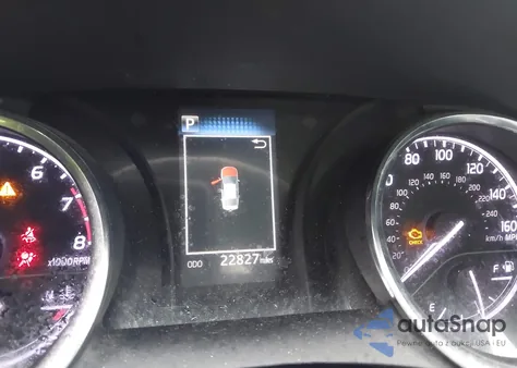 2020 Toyota Camry Le z USA, uszkodzony, nr VIN 4T1C11AK9LU996830